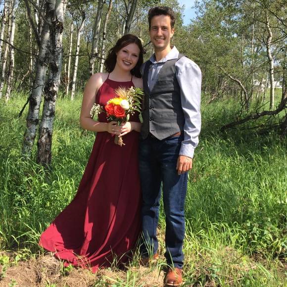 Meet your Posher, Madison - Picture 1 of 1